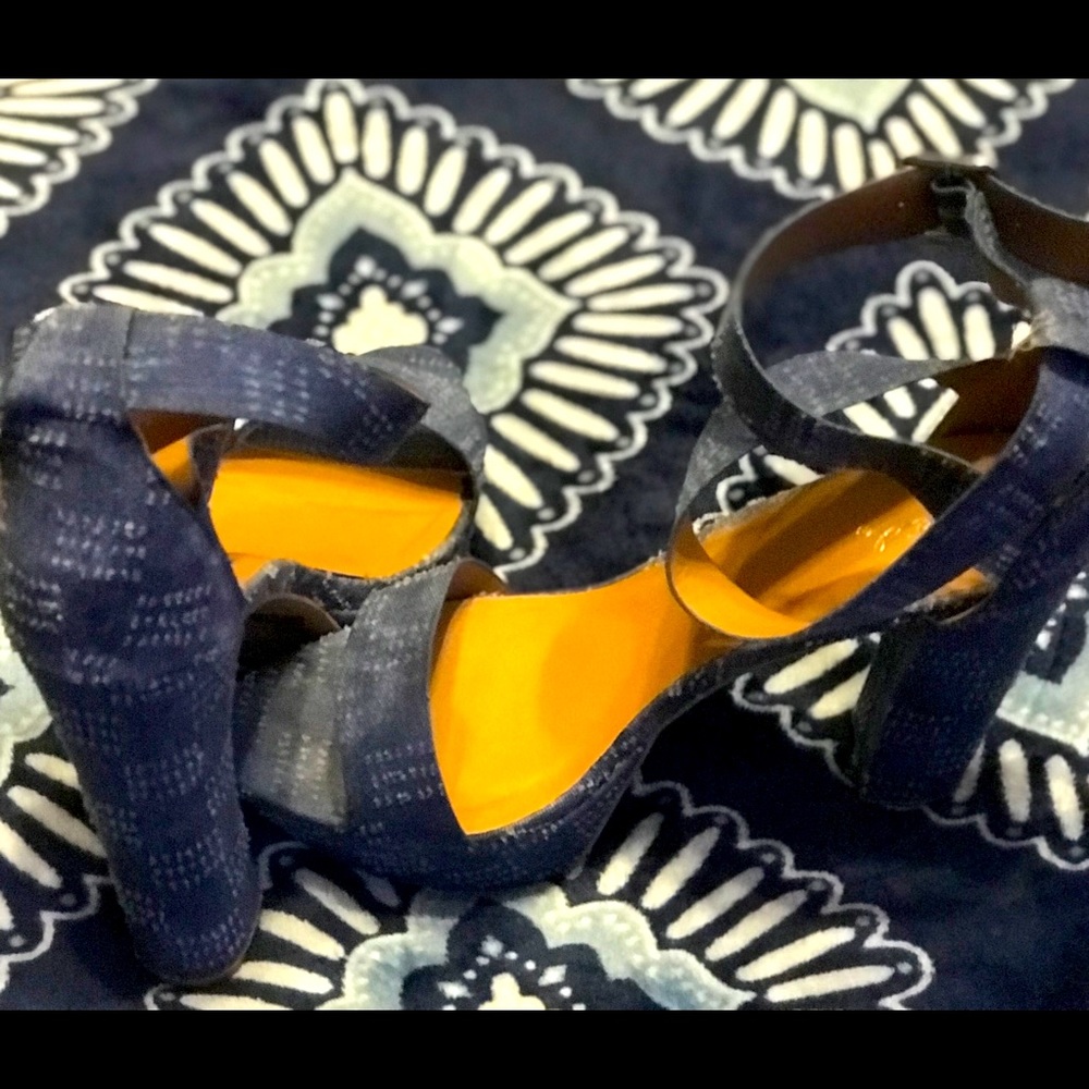 Blue Denim open toe crisscross scrappy heal